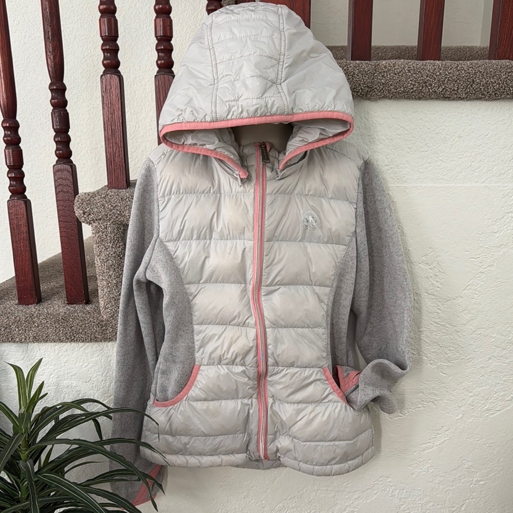 MICHAEL KORS Girls Gray and Pink Downfill Hooded Jacket Size 14 EUC